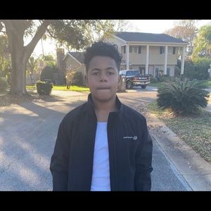 Meet your Posher, Riley